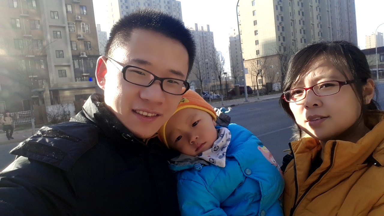 赵瑞和张明美的生子全家福